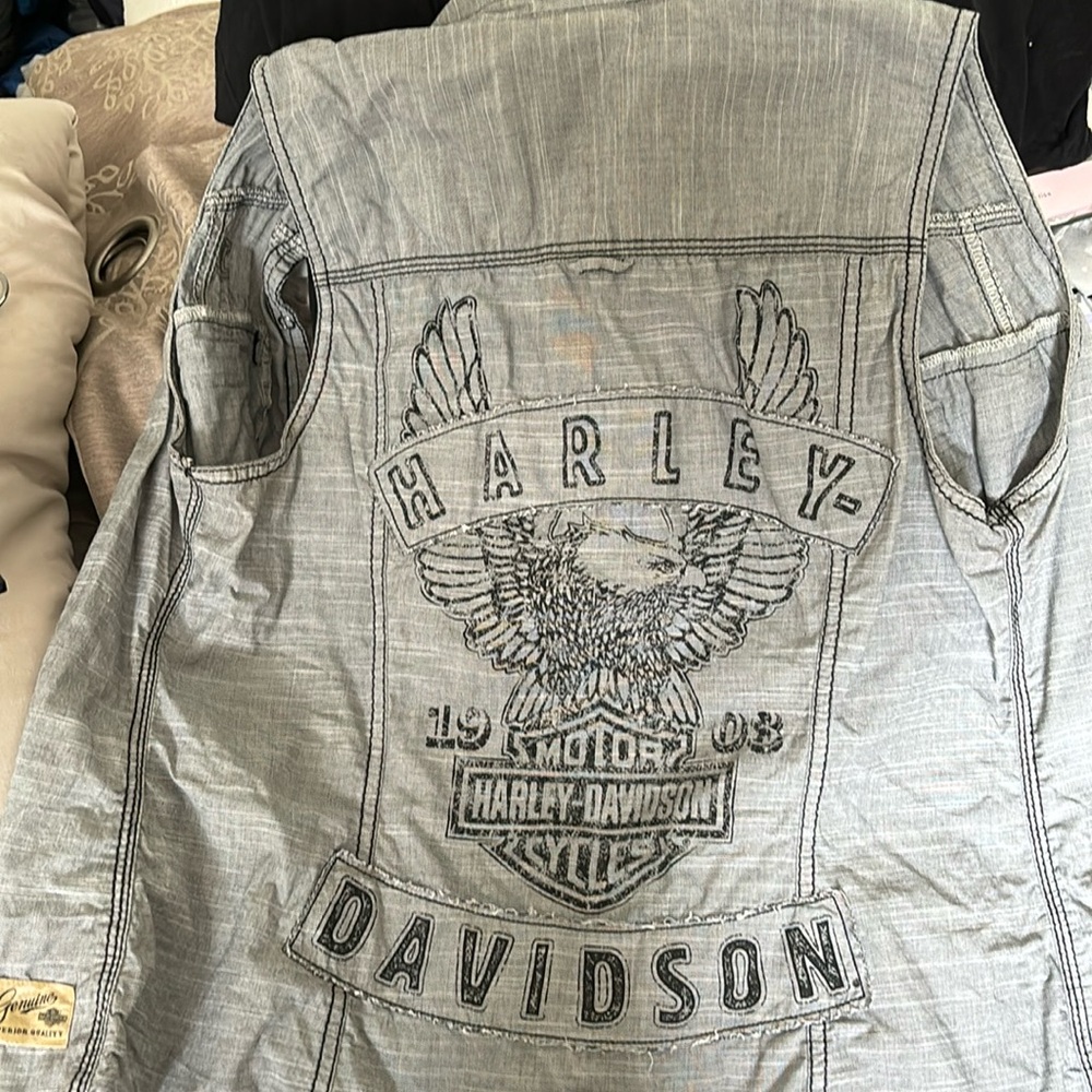 Harley Davidson women’s top jean material